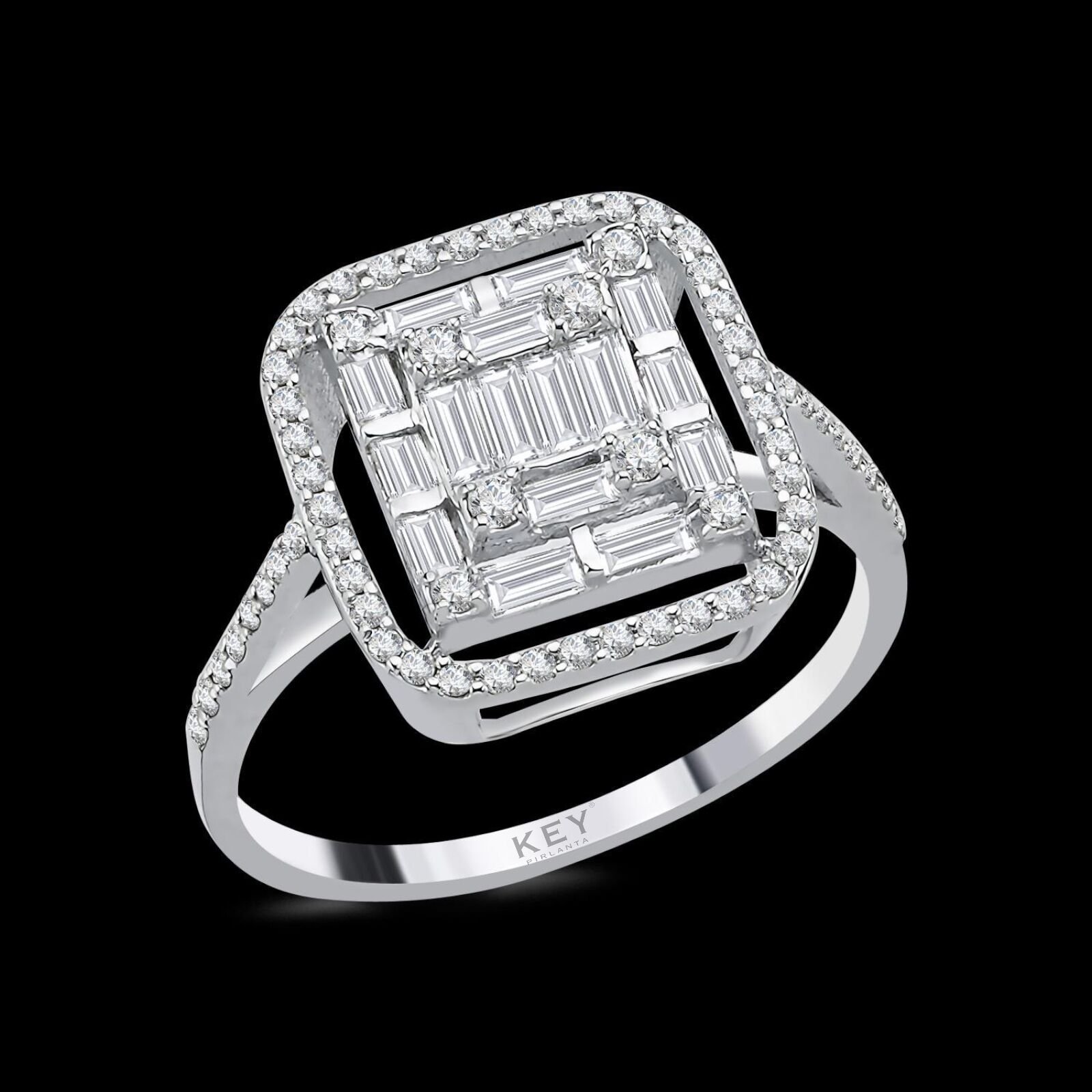 0.61 Ct Parçalı Taş Baget Pırlanta Yüzük